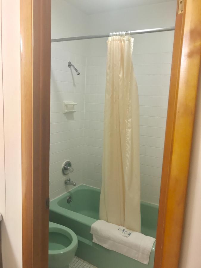 Economy Inn Alfred Extérieur photo
