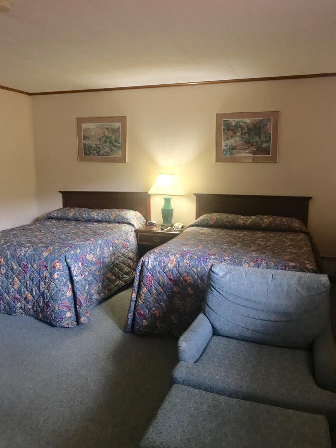 Economy Inn Alfred Extérieur photo